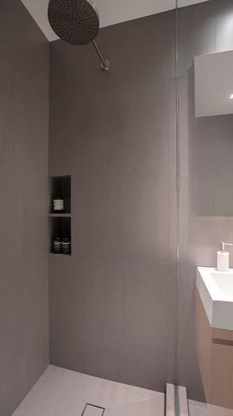 Killowen Construction: Chelsea Residence bath3