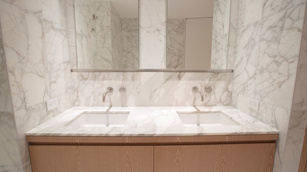 Killowen Construction: Chelsea Residence2 bath1