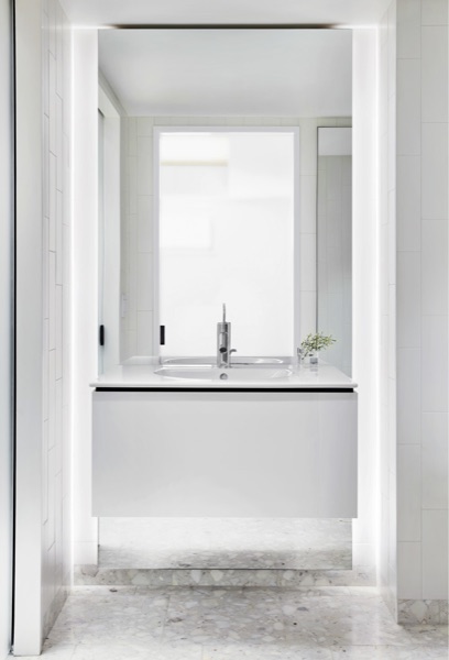 Killowen Construction: ChelseaPied à TerreApt 4